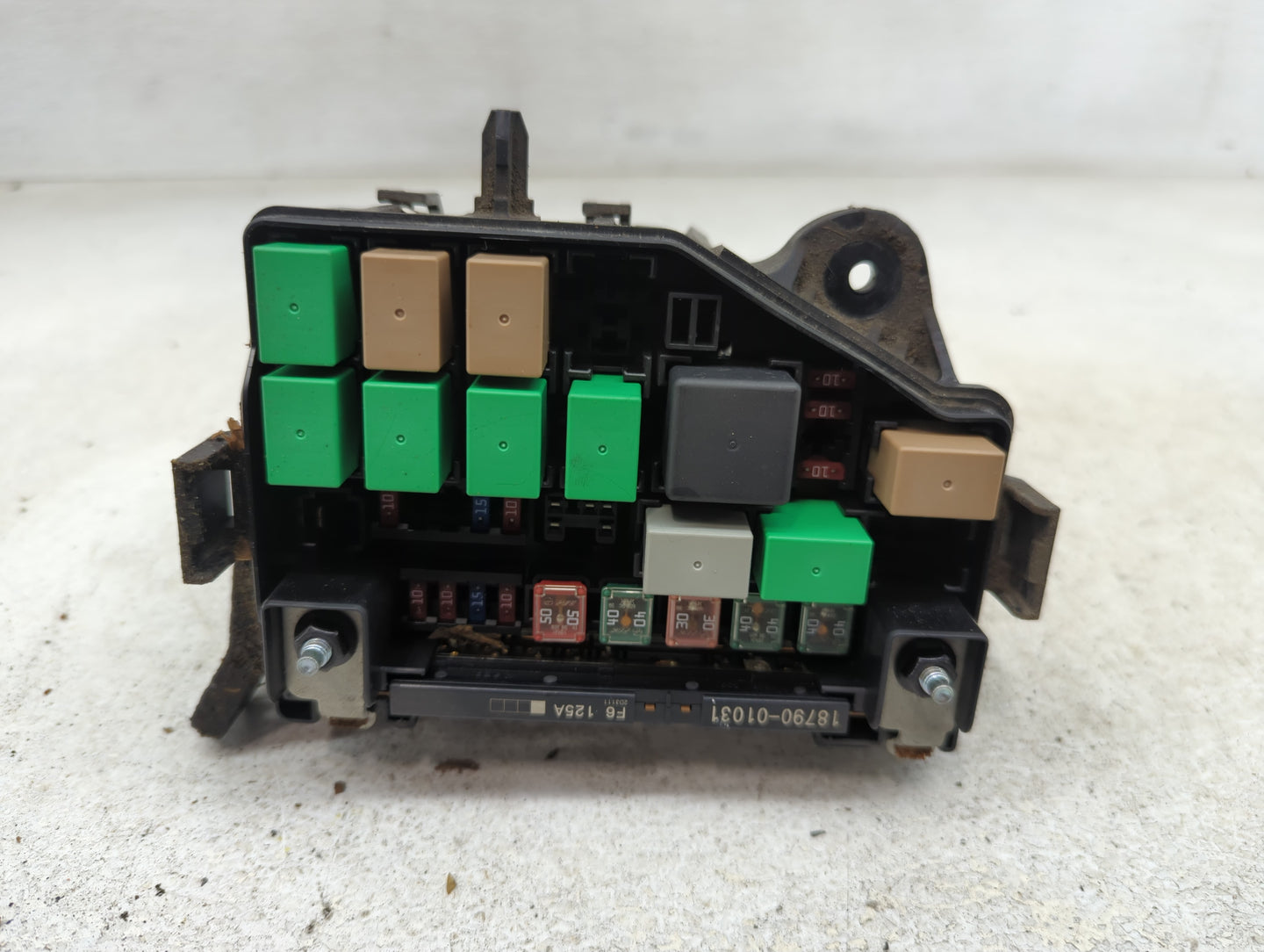2012-2013 Hyundai Accent Fusebox Fuse Box Panel Relay Module P/N:91221-1R713 912211R714 Fits Fits 2012 2013 OEM Used Auto Pa