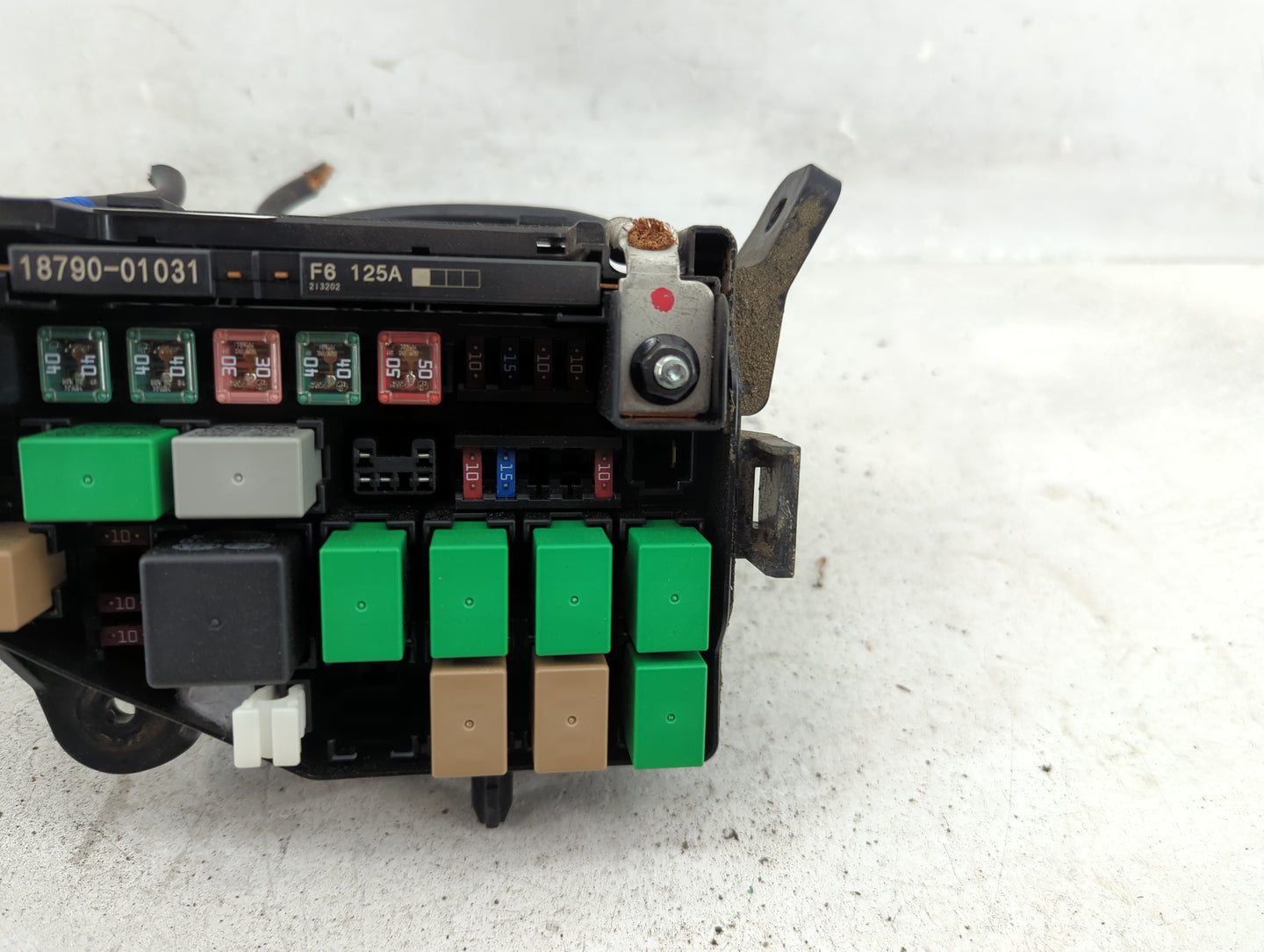 2012-2013 Hyundai Accent Fusebox Fuse Box Panel Relay Module P/N:912211R714 Fits Fits 2012 2013 OEM Used Auto Parts - Oemuse
