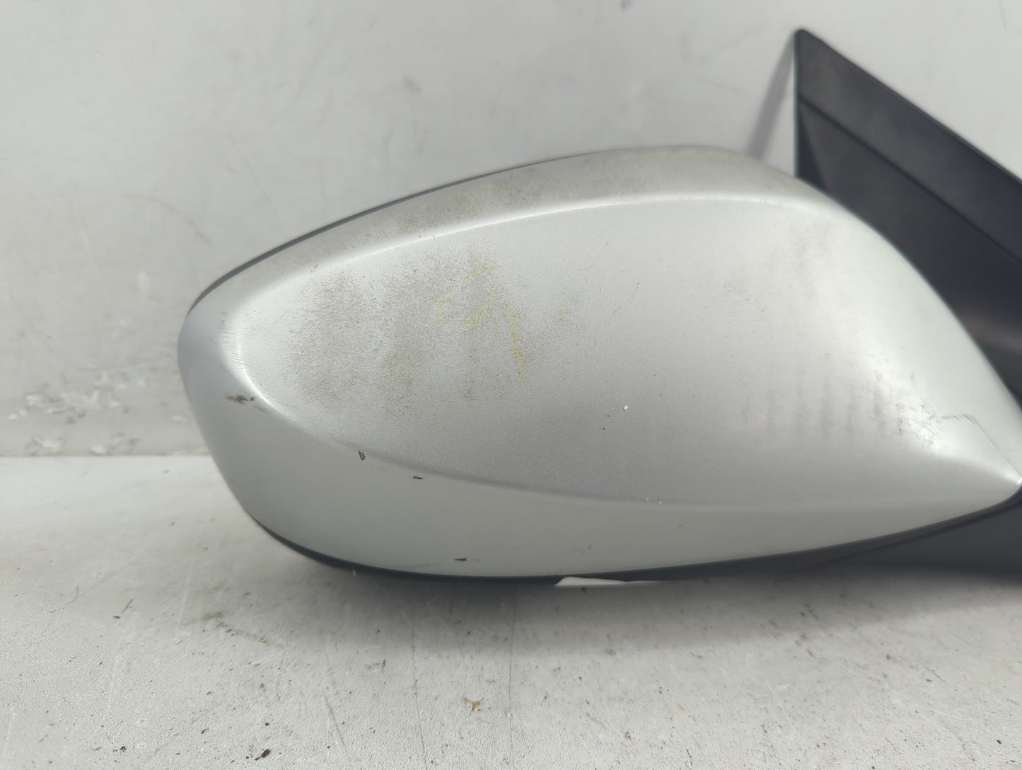 2013 Hyundai Accent Passenger Side View Mirror - Right Door Mirror OEM Used - Oemusedautoparts1.com