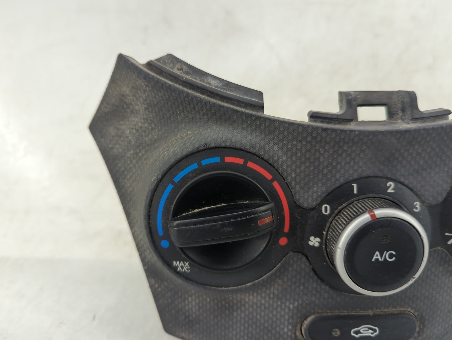 2012-2014 Hyundai Accent Climate Control Module Temperature AC/Heater Replacement P/N:97250-1R161 Fits Fits 2012 2013 2014 O