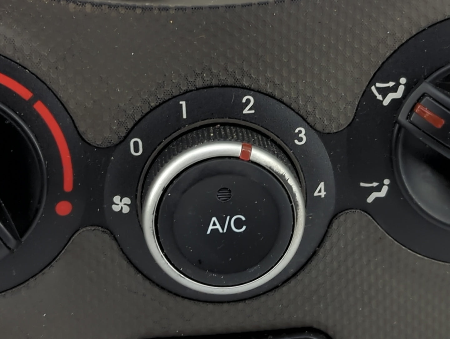 2012-2014 Hyundai Accent Climate Control Module Temperature AC/Heater Replacement P/N:97250-1R161 Fits Fits 2012 2013 2014 O