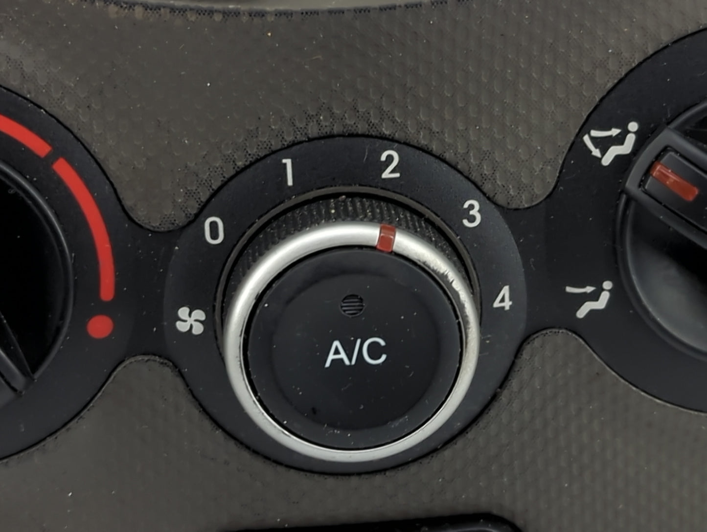 2012-2014 Hyundai Accent Climate Control Module Temperature AC/Heater Replacement P/N:97250-1R161 Fits Fits 2012 2013 2014 O