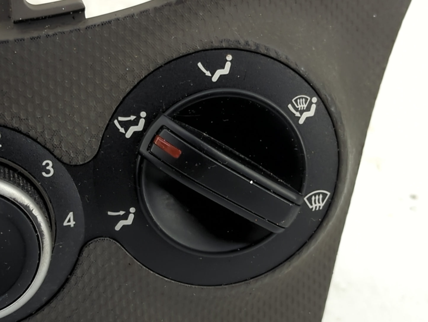 2012-2014 Hyundai Accent Climate Control Module Temperature AC/Heater Replacement P/N:97250-1R161 Fits Fits 2012 2013 2014 O