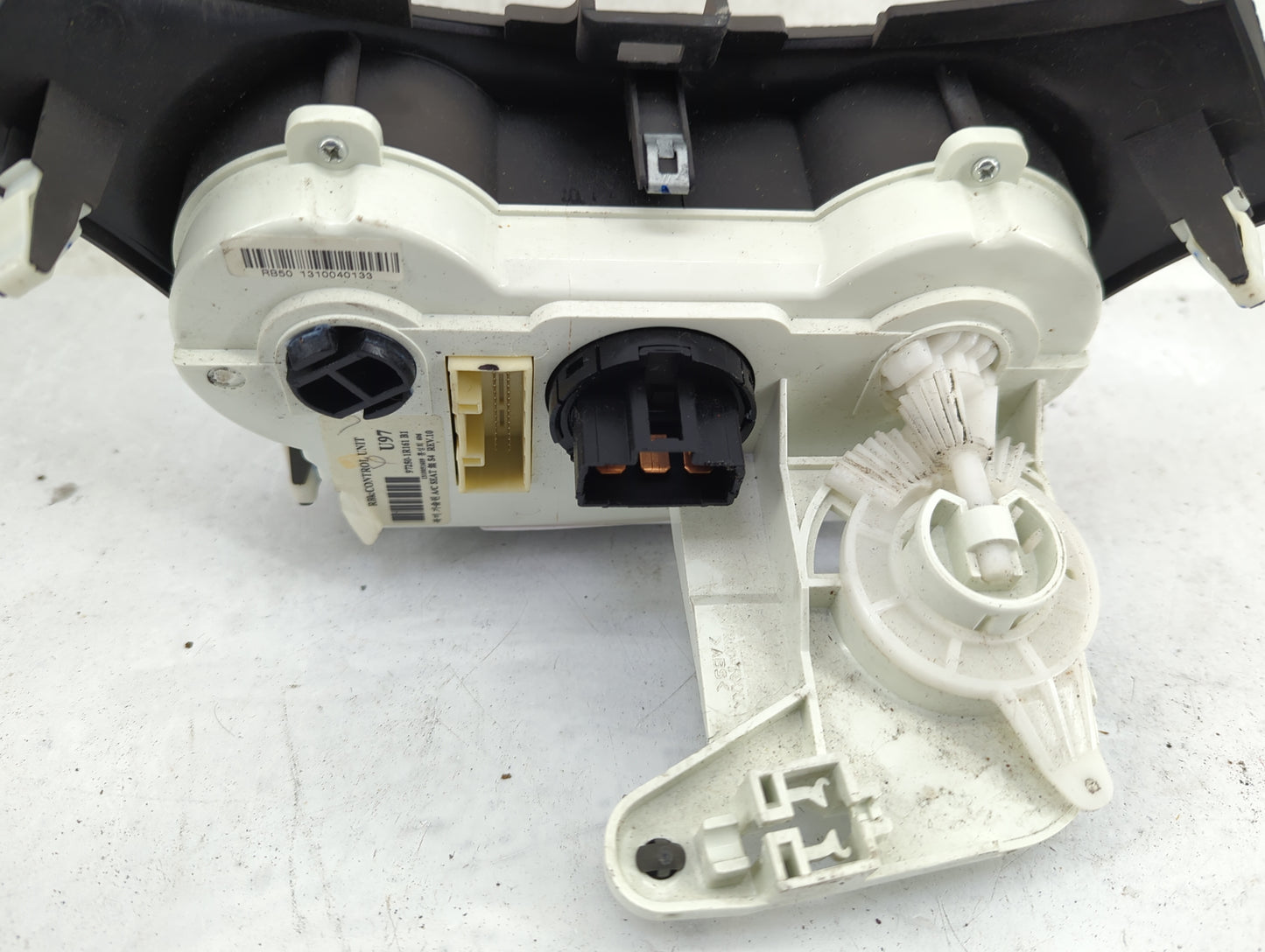 2012-2014 Hyundai Accent Climate Control Module Temperature AC/Heater Replacement P/N:97250-1R161 Fits Fits 2012 2013 2014 O