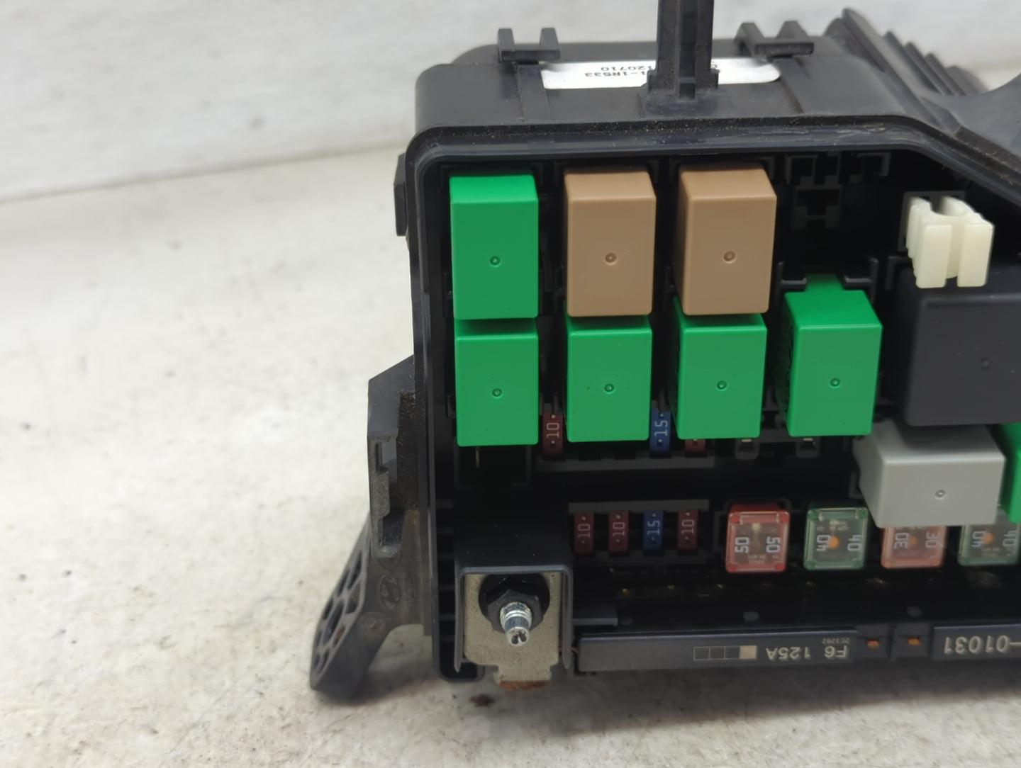 2012-2013 Hyundai Accent Fusebox Fuse Box Panel Relay Module P/N:91221-1R533 18790-01031 Fits Fits 2012 2013 OEM Used Auto P