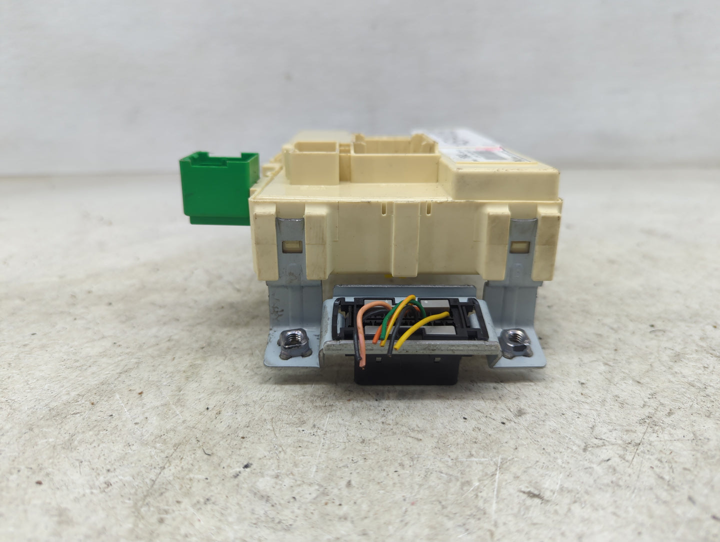 2013 Hyundai Accent Fusebox Fuse Box Panel Relay Module P/N:91950-1R542 10-13904-002, 95240-3X130 Fits OEM Used Auto Parts -