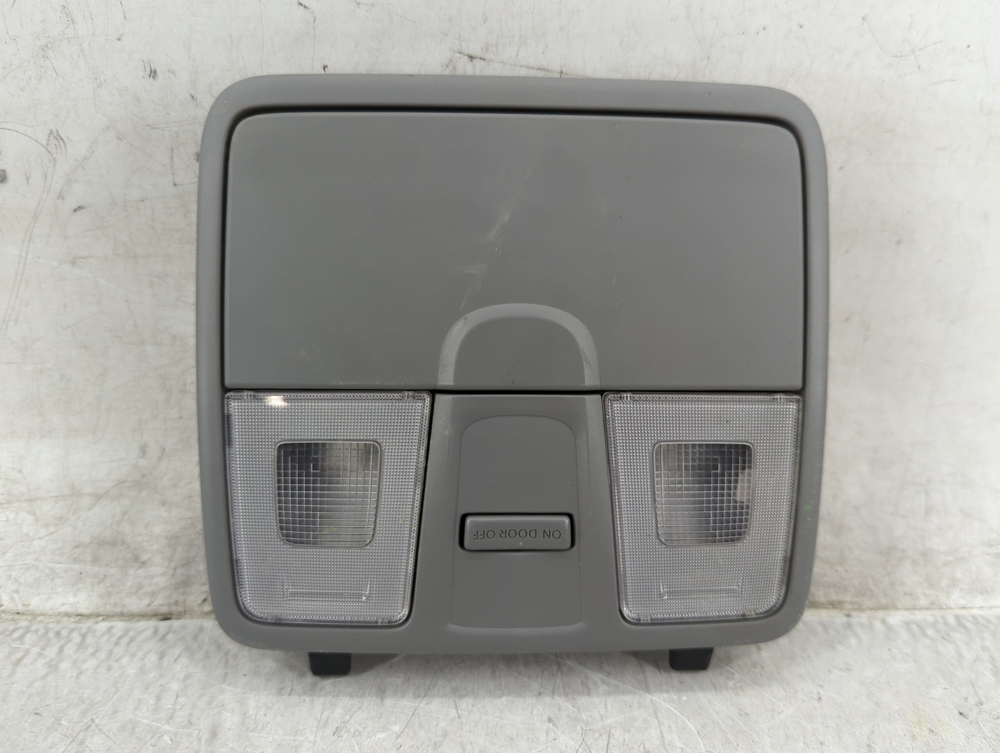 2013 Hyundai Accent Overhead Console W/rear Climate Control Gray - Oemusedautoparts1.com
