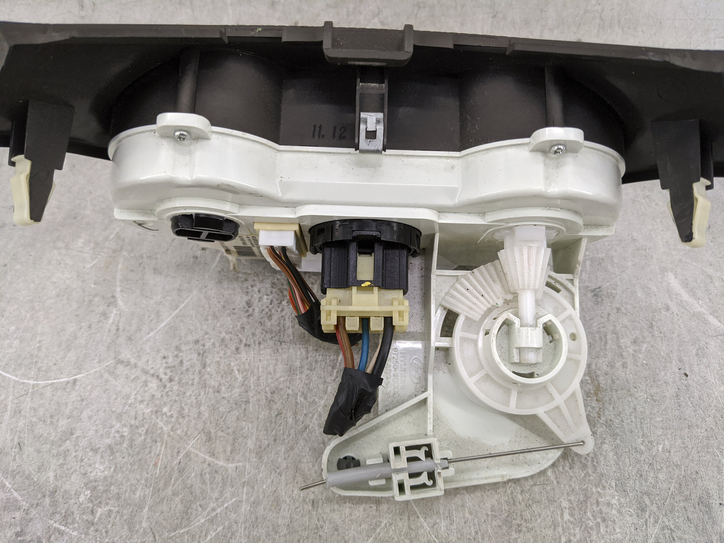 2012-2014 Hyundai Accent Climate Control Module Temperature AC/Heater Replacement P/N:97250-1R166 97250-1R166B1 Fits OEM Use