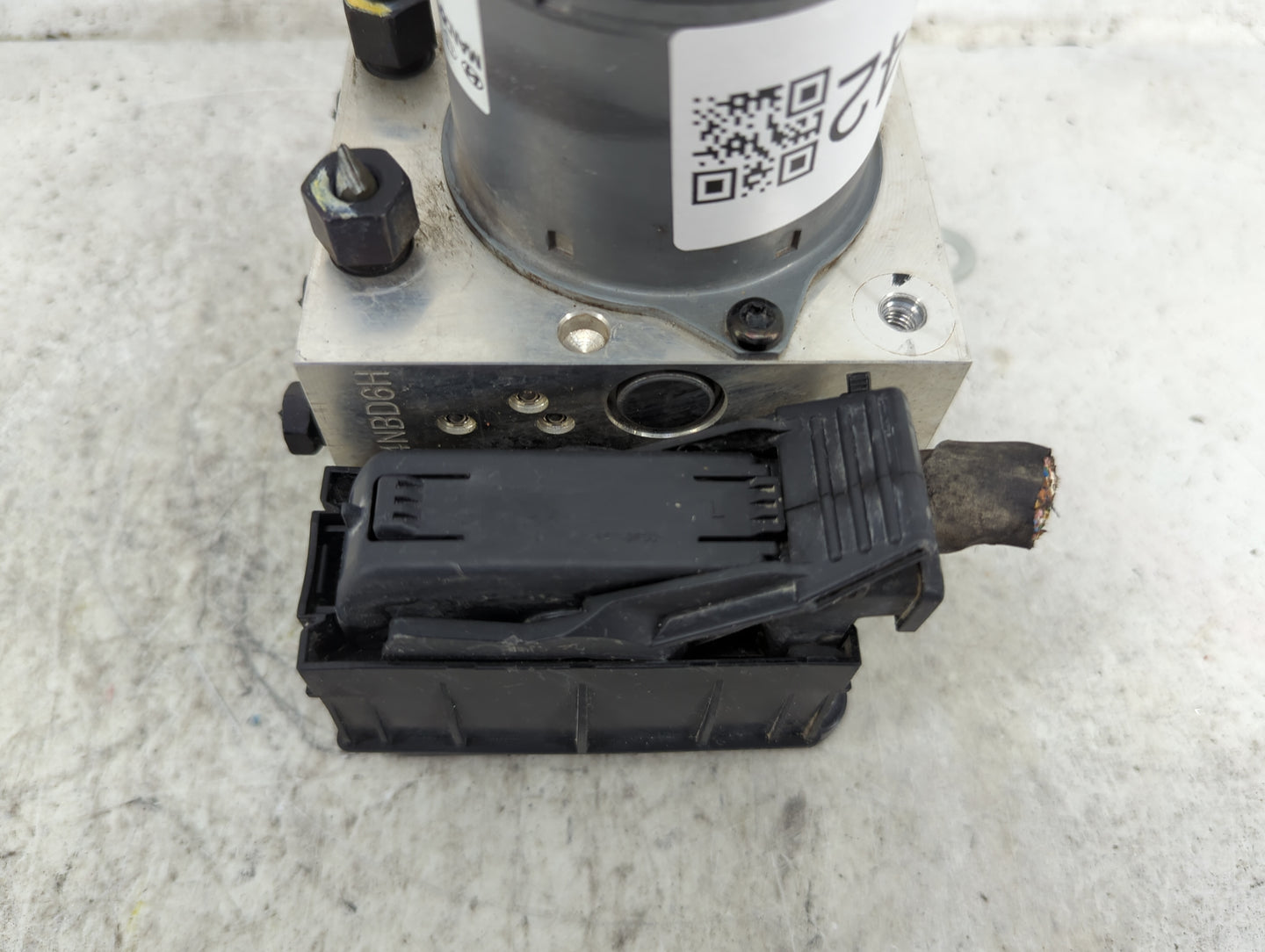 2013 Hyundai Accent ABS Pump Control Module Replacement P/N:58920-1R150 BE6003H608 Fits OEM Used Auto Parts - Oemusedautopar