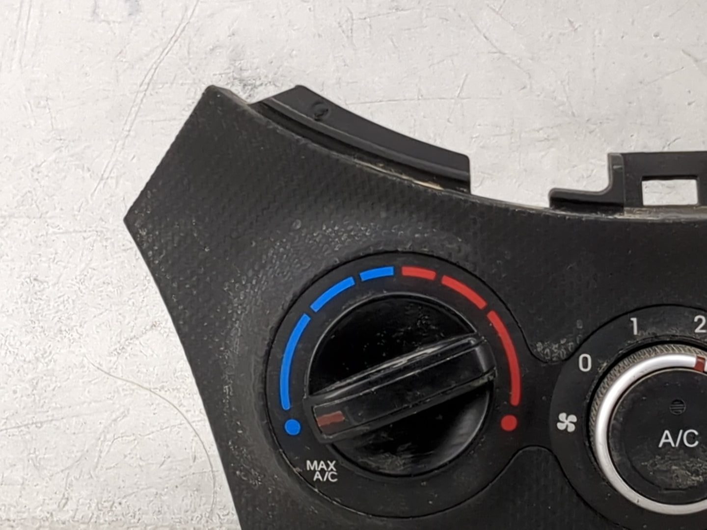 2013 Hyundai Accent Climate Control Module Temperature AC/Heater Replacement P/N:97250-1R161 RY PB50 1304270298 Fits OEM Use