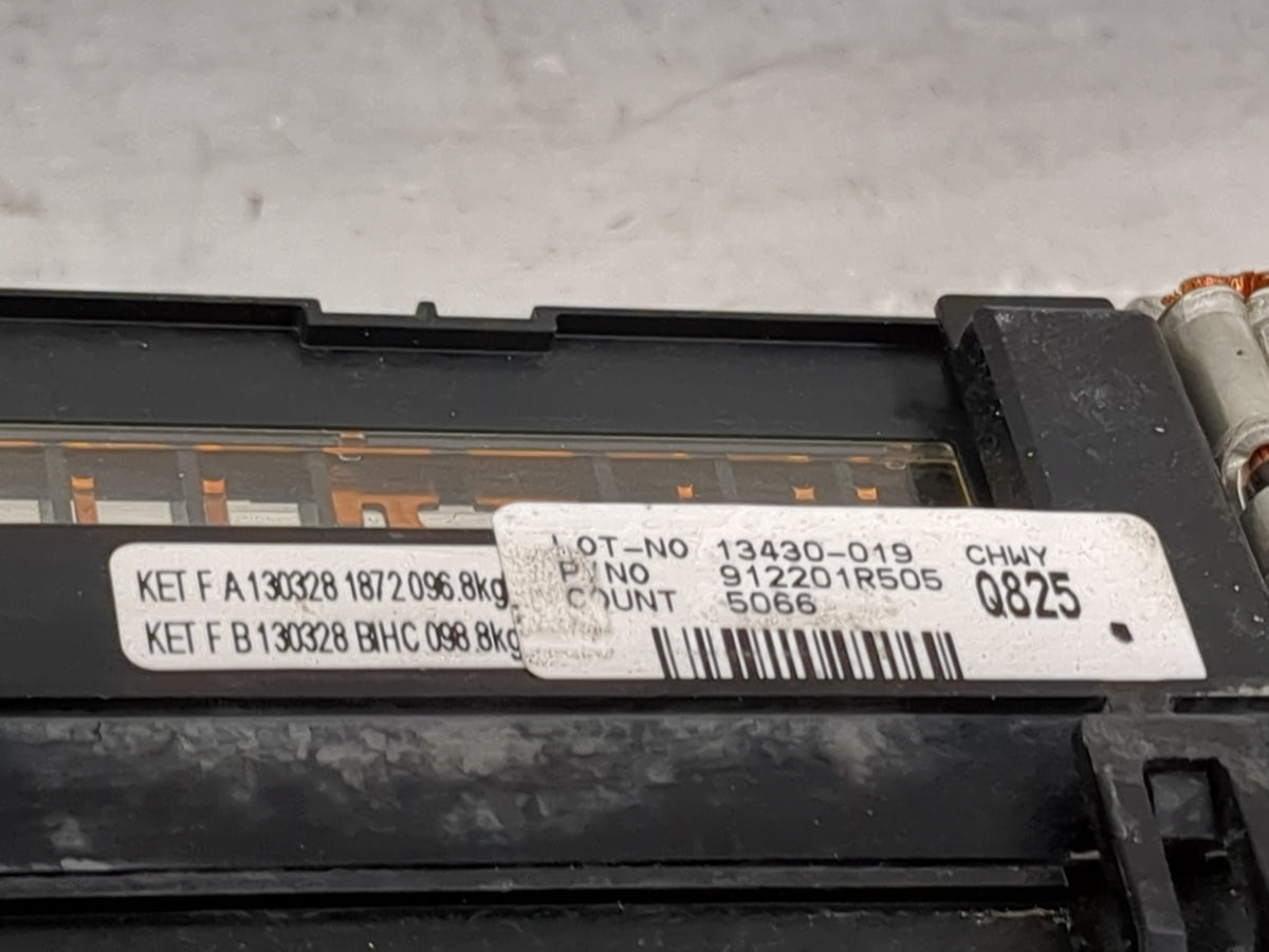 2013-2014 Hyundai Accent Fusebox Fuse Box Panel Relay Module P/N:18790-01031 912201R505 Fits Fits 2013 2014 OEM Used Auto Pa
