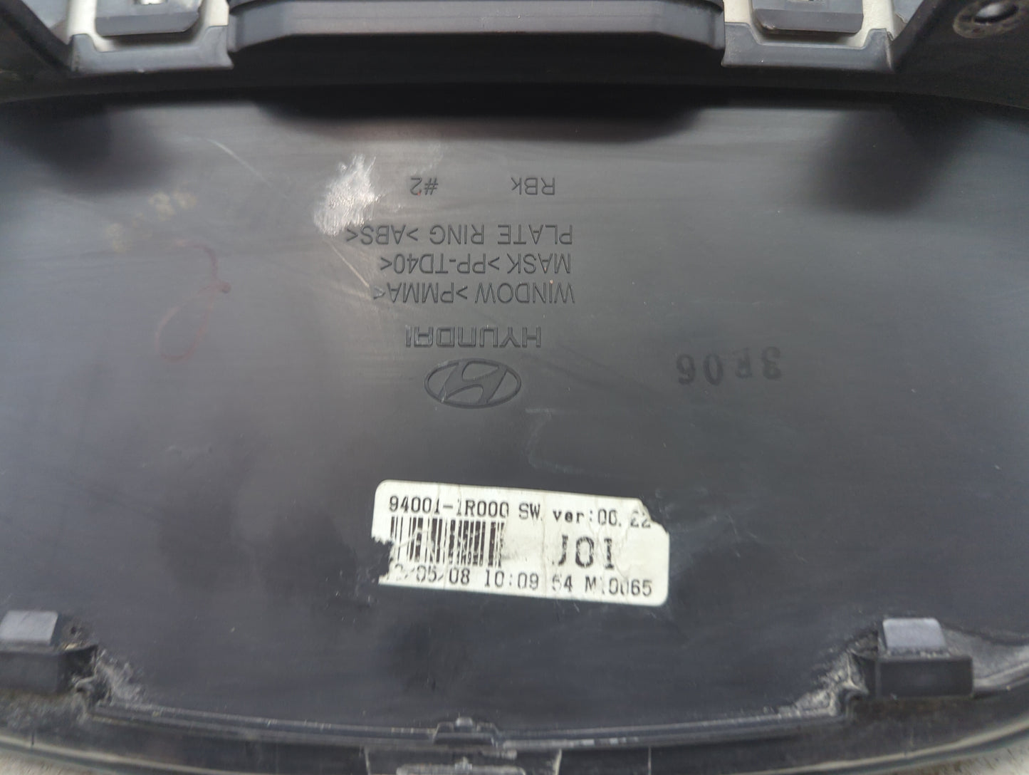 2012-2014 Hyundai Accent Instrument Cluster Speedometer Gauges P/N:94001-1R000 Miles: Fits Fits 2012 2013 2014 OEM Used Auto