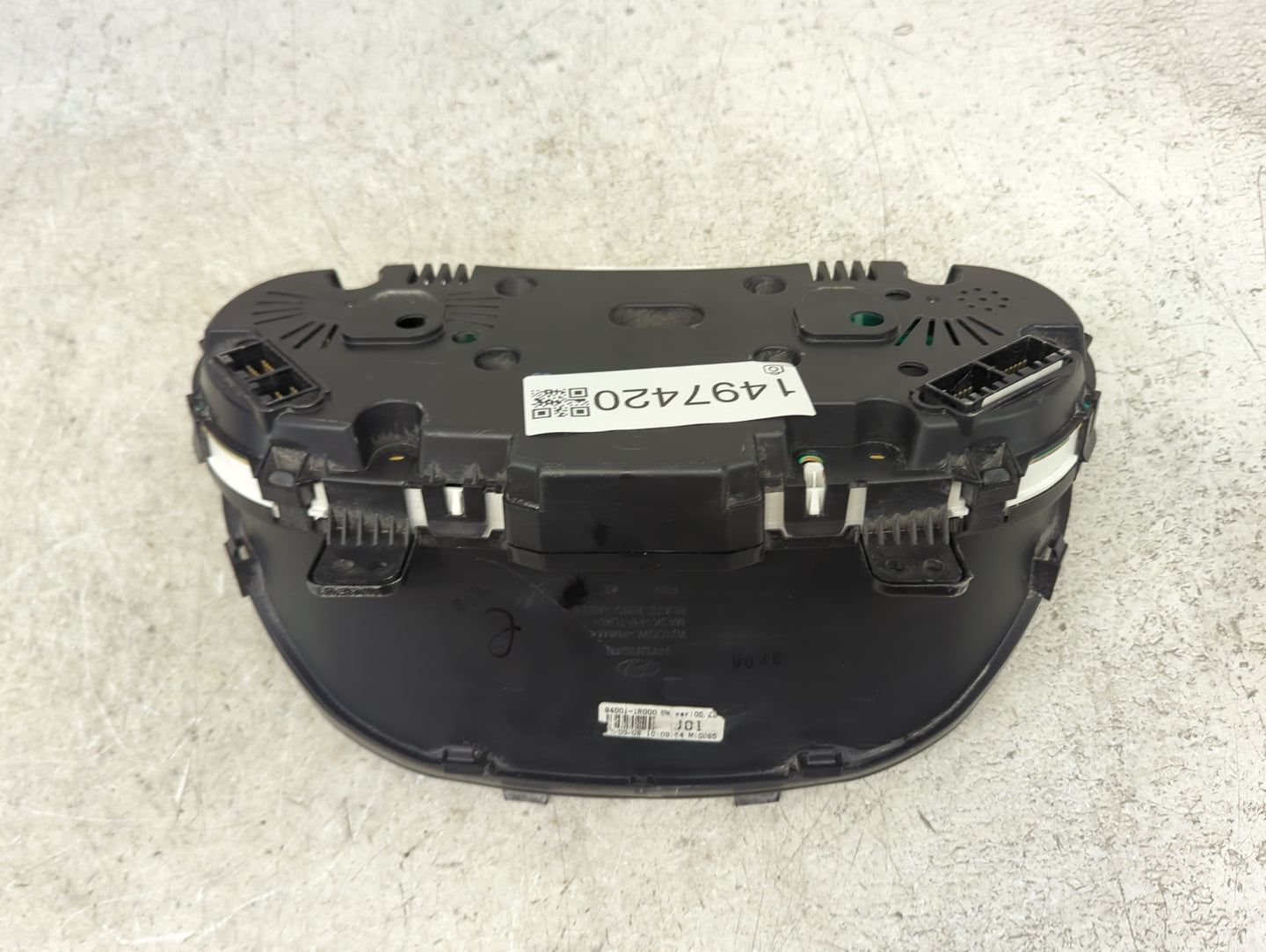 2012-2014 Hyundai Accent Instrument Cluster Speedometer Gauges P/N:94001-1R000 Miles: Fits Fits 2012 2013 2014 OEM Used Auto