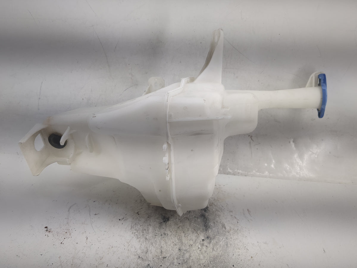 2012-2017 Hyundai Accent Windshield Washer Fluid Reservoir Bottle Oem 1497963 - Oemusedautoparts1.com