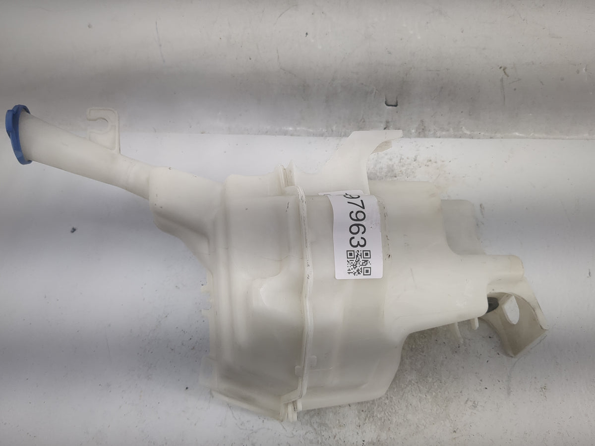 2012-2017 Hyundai Accent Windshield Washer Fluid Reservoir Bottle Oem 1497963 - Oemusedautoparts1.com