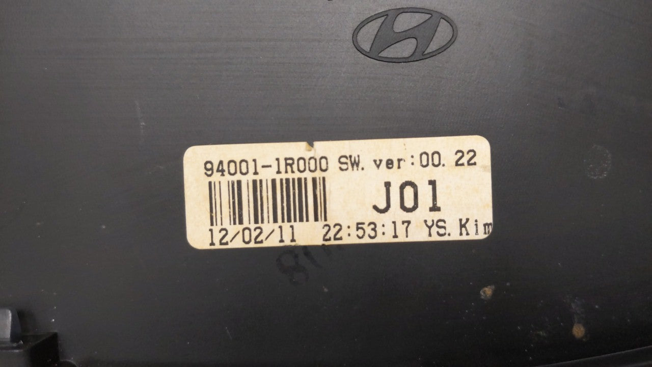 2012-2013 Hyundai Accent Instrument Cluster Speedometer Gauges P/N:94001-1R000 94001-1R020 Fits Fits 2012 2013 OEM Used Auto
