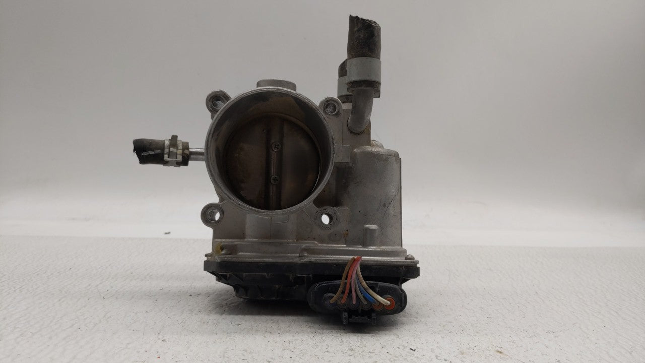 2012-2019 Hyundai Accent Throttle Body P/N:35100-2B300 Fits Fits 2012 2013 2014 2015 2016 2017 2018 2019 OEM Used Auto Parts