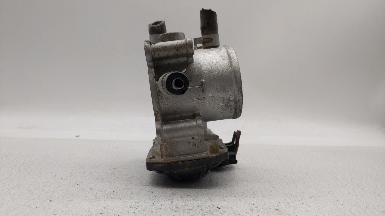 2012-2019 Hyundai Accent Throttle Body P/N:35100-2B300 Fits Fits 2012 2013 2014 2015 2016 2017 2018 2019 OEM Used Auto Parts