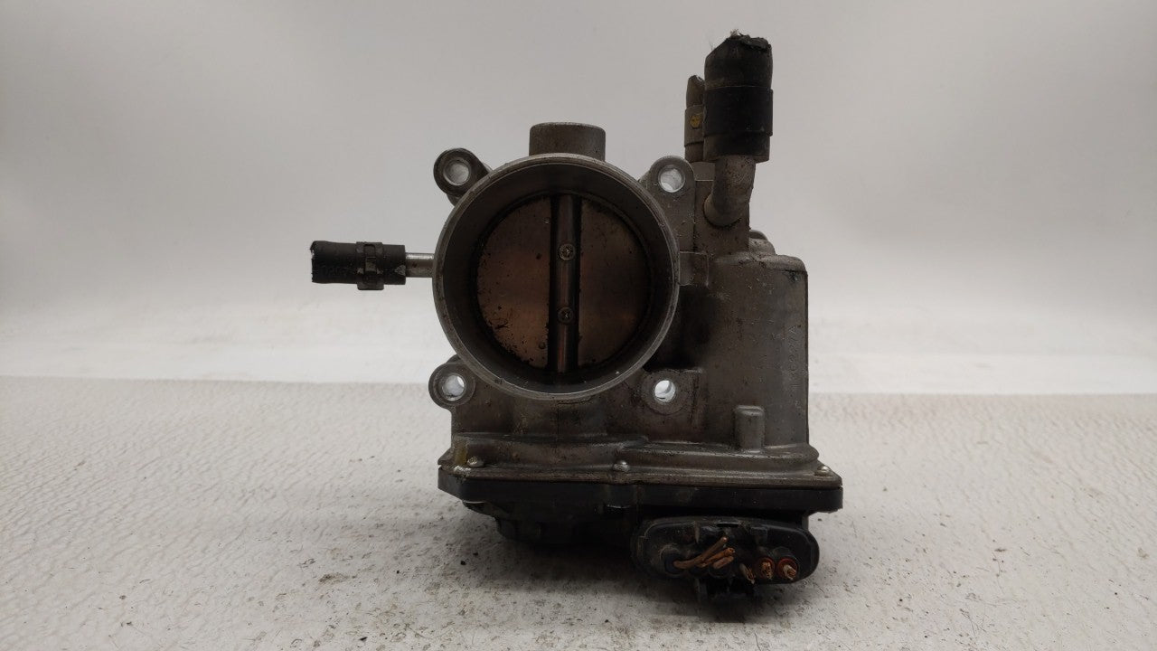 2012-2019 Hyundai Accent Throttle Body P/N:5302-1S02 35100-2B300 Fits Fits 2012 2013 2014 2015 2016 2017 2018 2019 OEM Used 