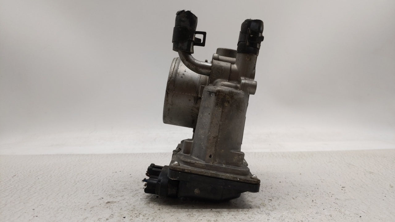 2012-2019 Hyundai Accent Throttle Body P/N:5302-1S02 35100-2B300 Fits Fits 2012 2013 2014 2015 2016 2017 2018 2019 OEM Used 
