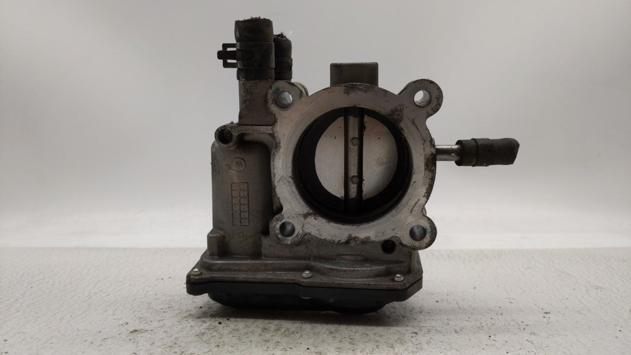 2012-2019 Hyundai Accent Throttle Body P/N:5302-1S02 35100-2B300 Fits Fits 2012 2013 2014 2015 2016 2017 2018 2019 OEM Used 