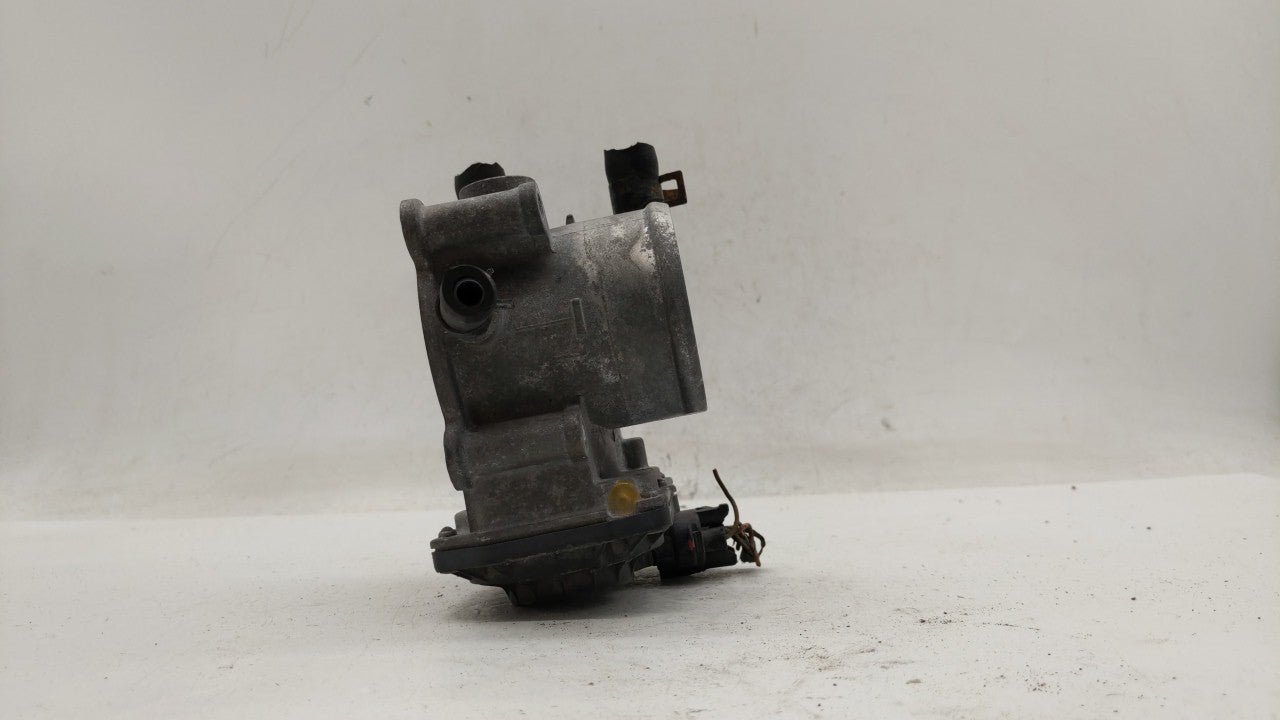 2012-2019 Hyundai Accent Throttle Body P/N:5302-1S02 35100-2B300 Fits Fits 2012 2013 2014 2015 2016 2017 2018 2019 OEM Used 