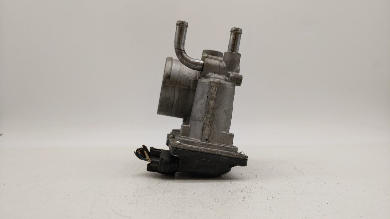 2012-2019 Hyundai Accent Throttle Body P/N:5302-1S02 35100-2B300 Fits Fits 2012 2013 2014 2015 2016 2017 2018 2019 OEM Used 