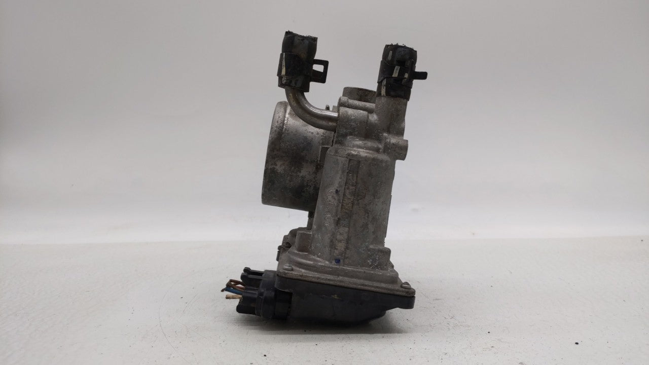 2012-2019 Hyundai Accent Throttle Body P/N:5302-1S02 35100-2B300 Fits Fits 2012 2013 2014 2015 2016 2017 2018 2019 OEM Used 
