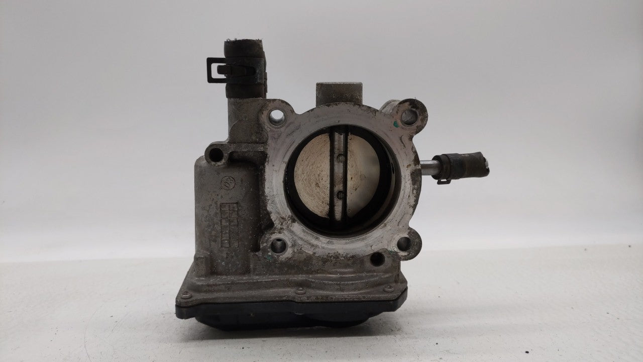 2012-2019 Hyundai Accent Throttle Body P/N:5302-1S02 35100-2B300 Fits Fits 2012 2013 2014 2015 2016 2017 2018 2019 OEM Used 