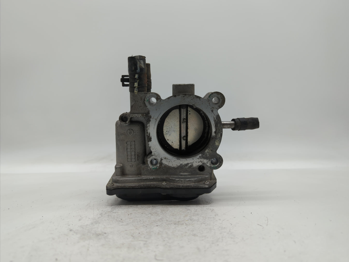 2012-2019 Hyundai Accent Throttle Body P/N:35100-2B310 5302-1S02, 35100-2B300 Fits Fits 2012 2013 2014 2015 2016 2017 2018 2