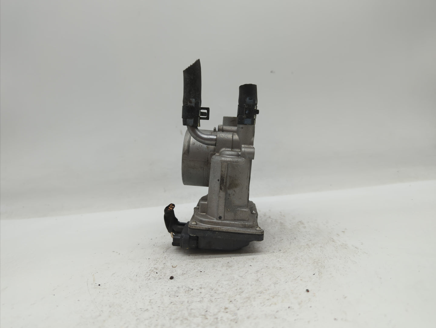2012-2019 Hyundai Accent Throttle Body P/N:35100-2B310 5302-1S02, 35100-2B300 Fits Fits 2012 2013 2014 2015 2016 2017 2018 2
