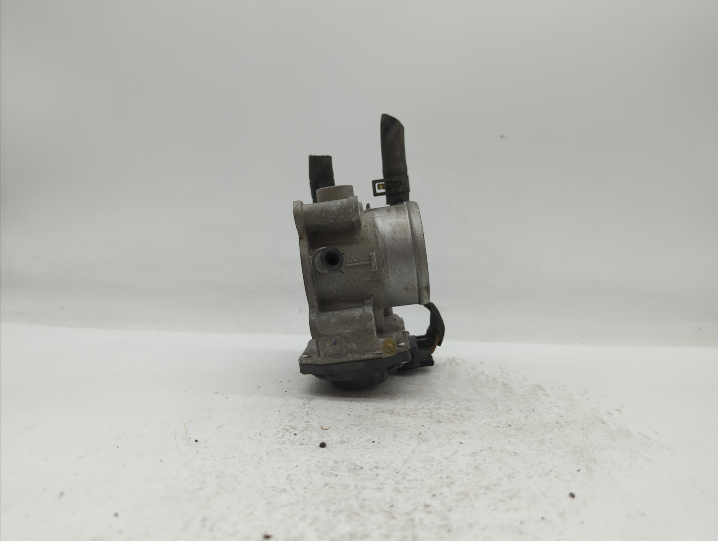 2012-2019 Hyundai Accent Throttle Body P/N:35100-2B310 5302-1S02, 35100-2B300 Fits Fits 2012 2013 2014 2015 2016 2017 2018 2