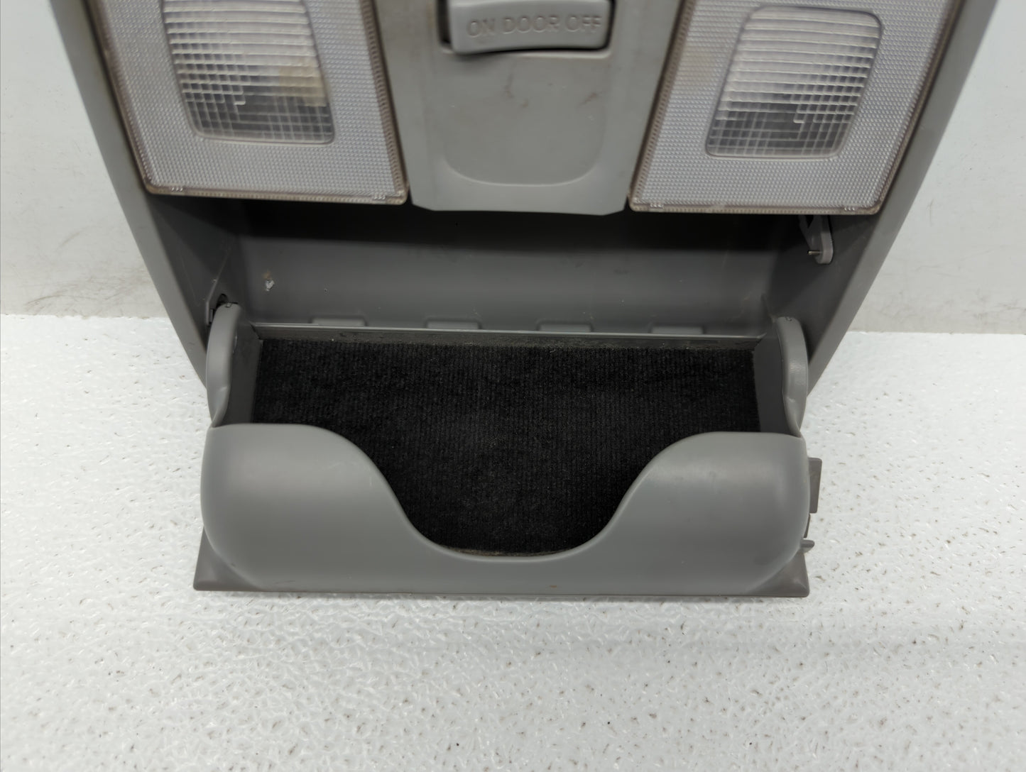 2012-2017 Hyundai Accent Overhead Console W/rear Climate Control - Oemusedautoparts1.com