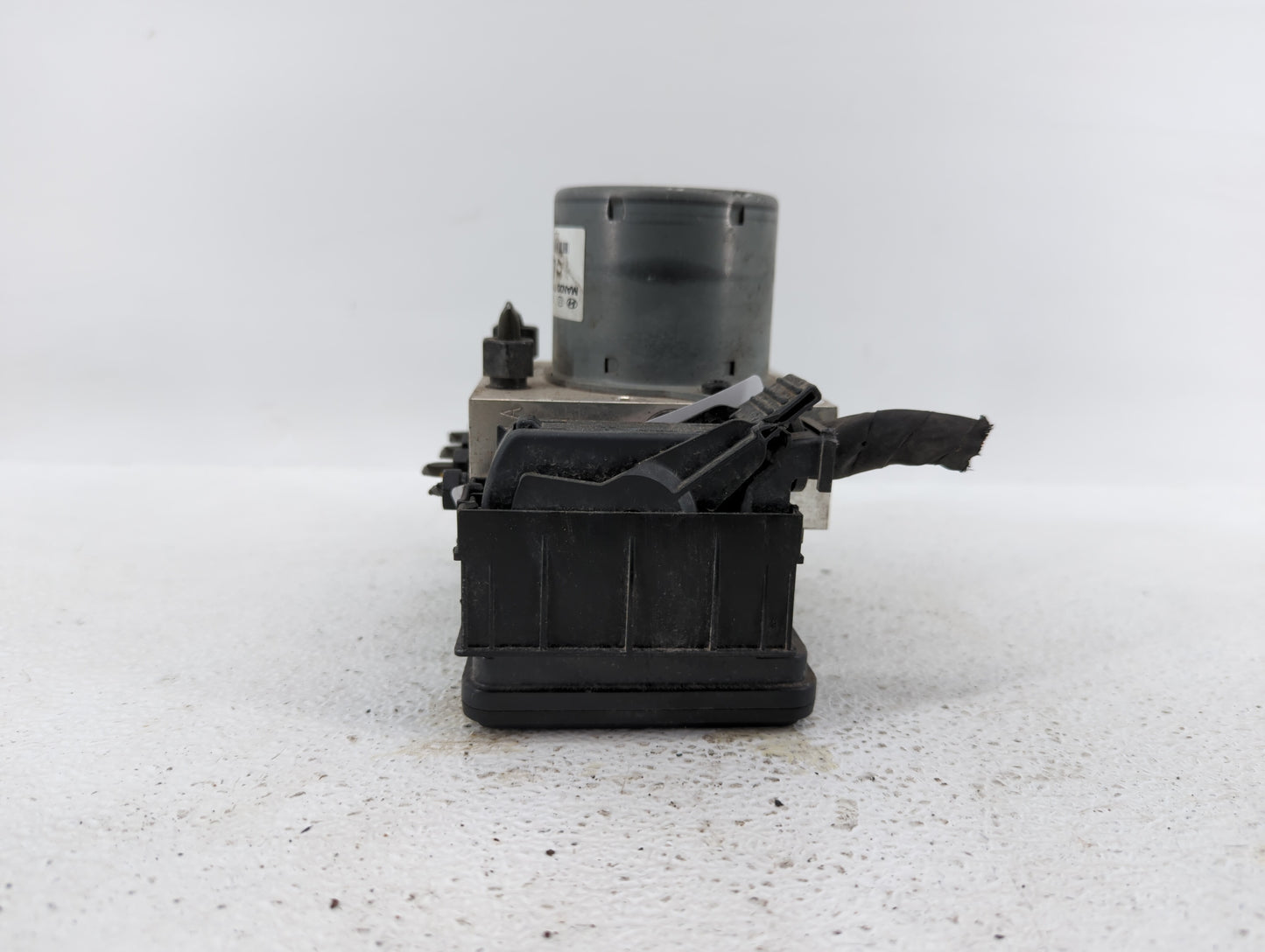 2012-2013 Hyundai Accent ABS Pump Control Module Replacement P/N:58920-1R450 58920-1R400 Fits Fits 2012 2013 OEM Used Auto P