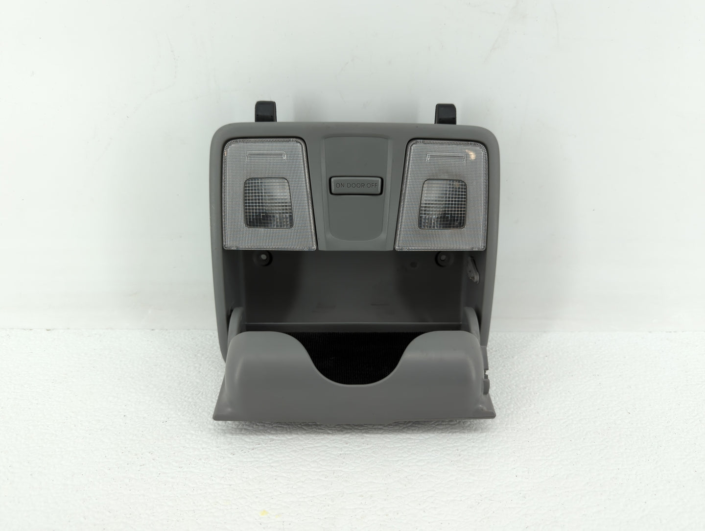 2012-2017 Hyundai Accent Overhead Roof Console Grey - Oemusedautoparts1.com