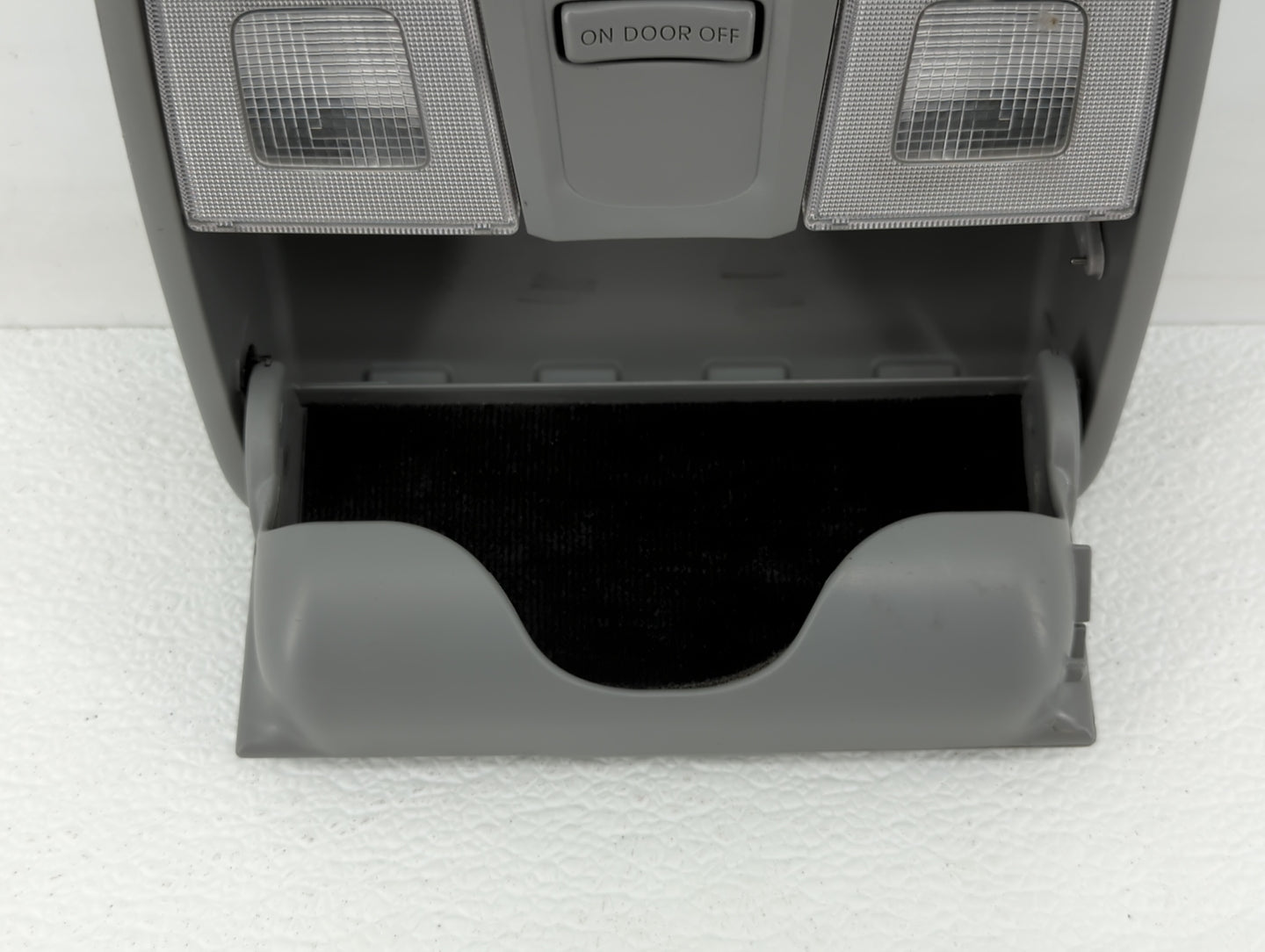 2012-2017 Hyundai Accent Overhead Roof Console Grey - Oemusedautoparts1.com