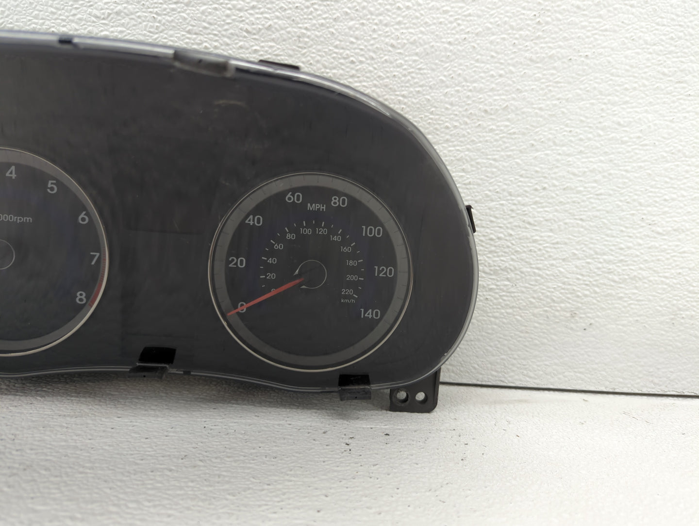 2012-2013 Hyundai Accent Instrument Cluster Speedometer Gauges P/N:94001-1R000 94001-1R020 Fits Fits 2012 2013 OEM Used Auto