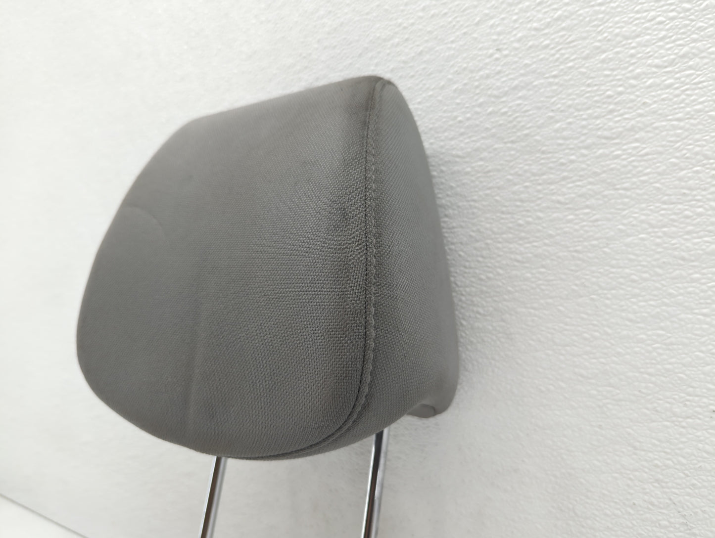 2012-2014 Hyundai Accent Headrest Head Rest Front Driver Passenger Seat - Oemusedautoparts1.com