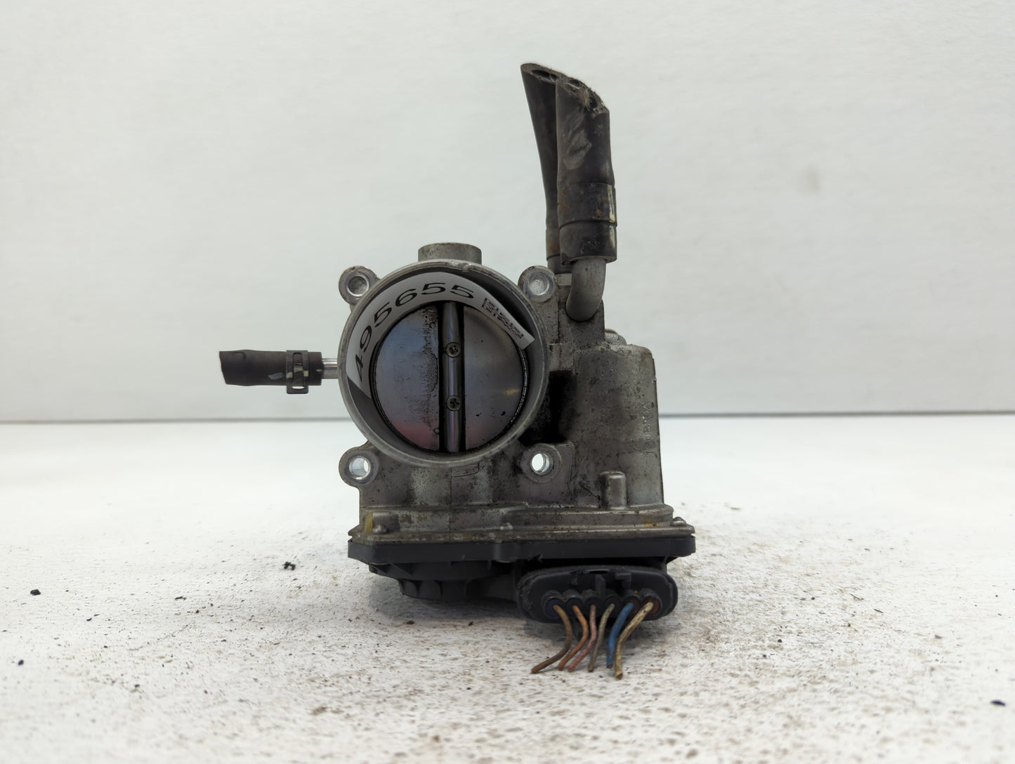 2012-2019 Hyundai Accent Throttle Body P/N:35100-2B300 Fits Fits 2012 2013 2014 2015 2016 2017 2018 2019 OEM Used Auto Parts