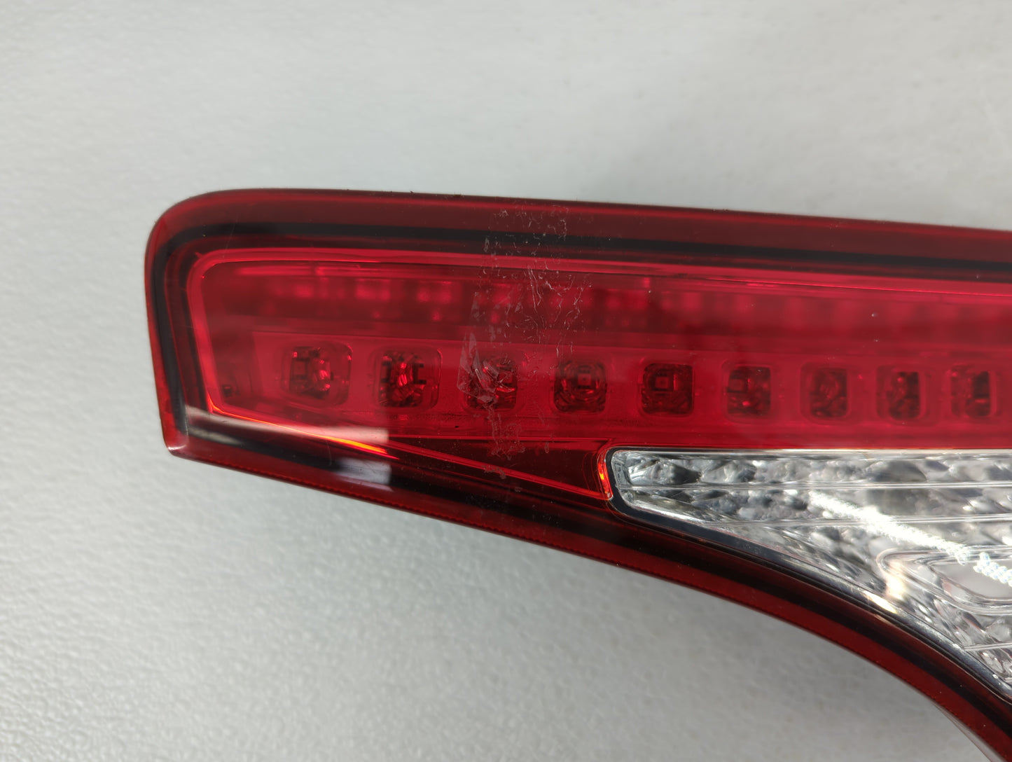 2012-2014 Hyundai Accent Tail Light Assembly Passenger Right OEM P/N:92404-2T1 92402-1R0, 92402-1R2 Fits Fits 2012 2013 2014