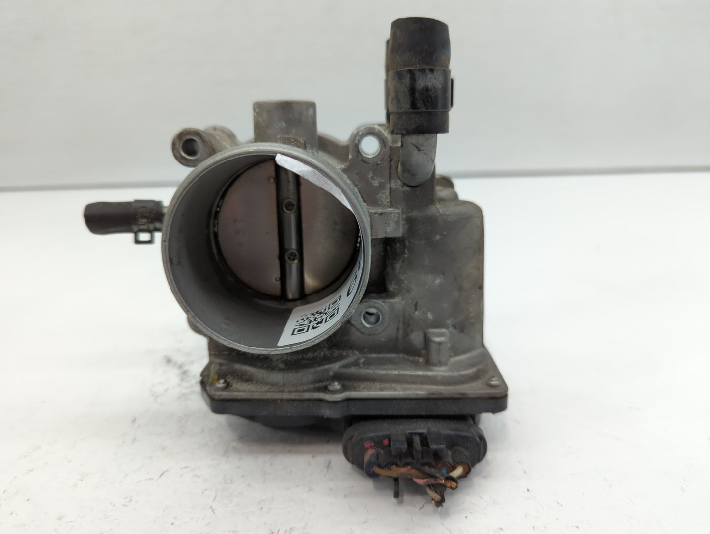 2012-2019 Hyundai Accent Throttle Body P/N:35100-2B300 Fits Fits 2012 2013 2014 2015 2016 2017 2018 2019 OEM Used Auto Parts