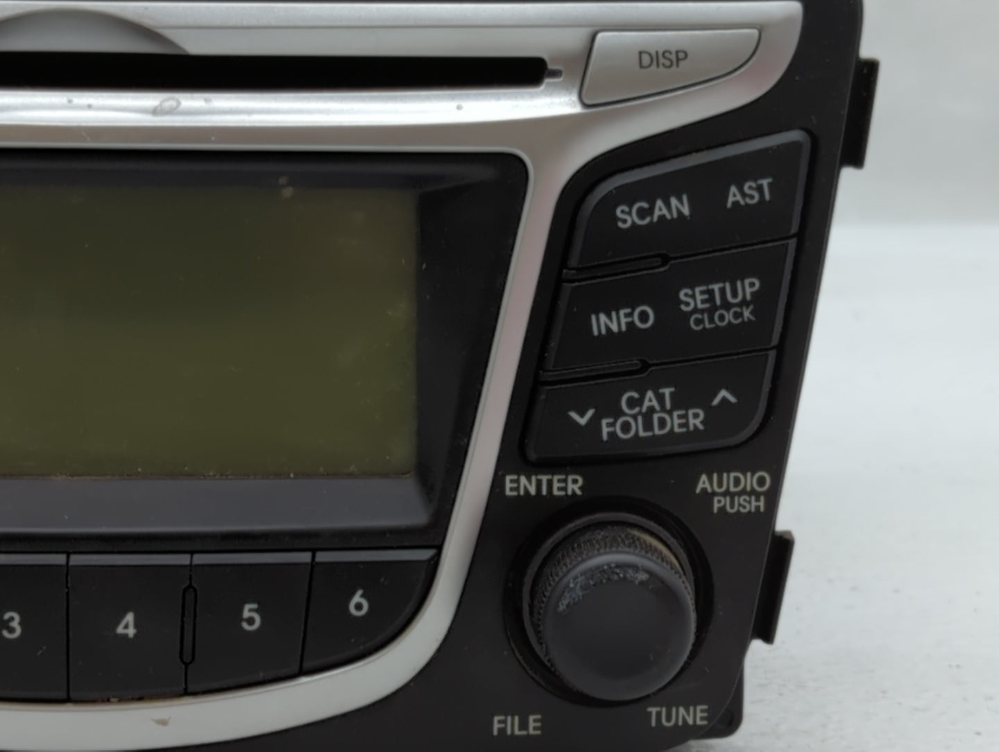 Hyundai Accent Am Fm Cd Player Radio Receiver - Oemusedautoparts1.com