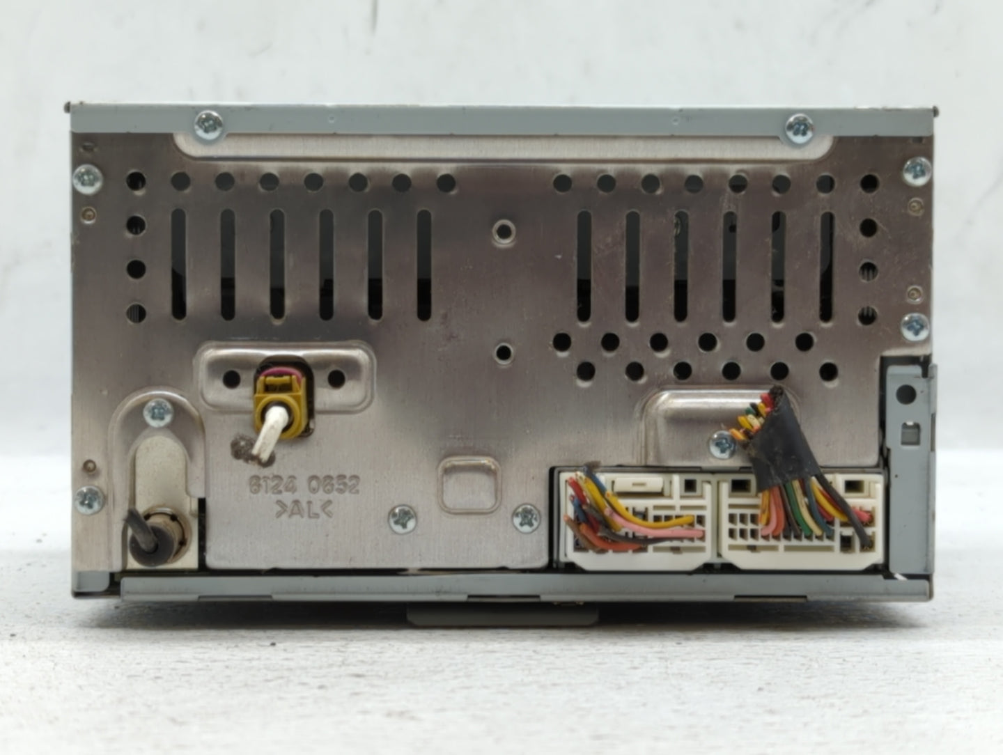 Hyundai Accent Am Fm Cd Player Radio Receiver - Oemusedautoparts1.com