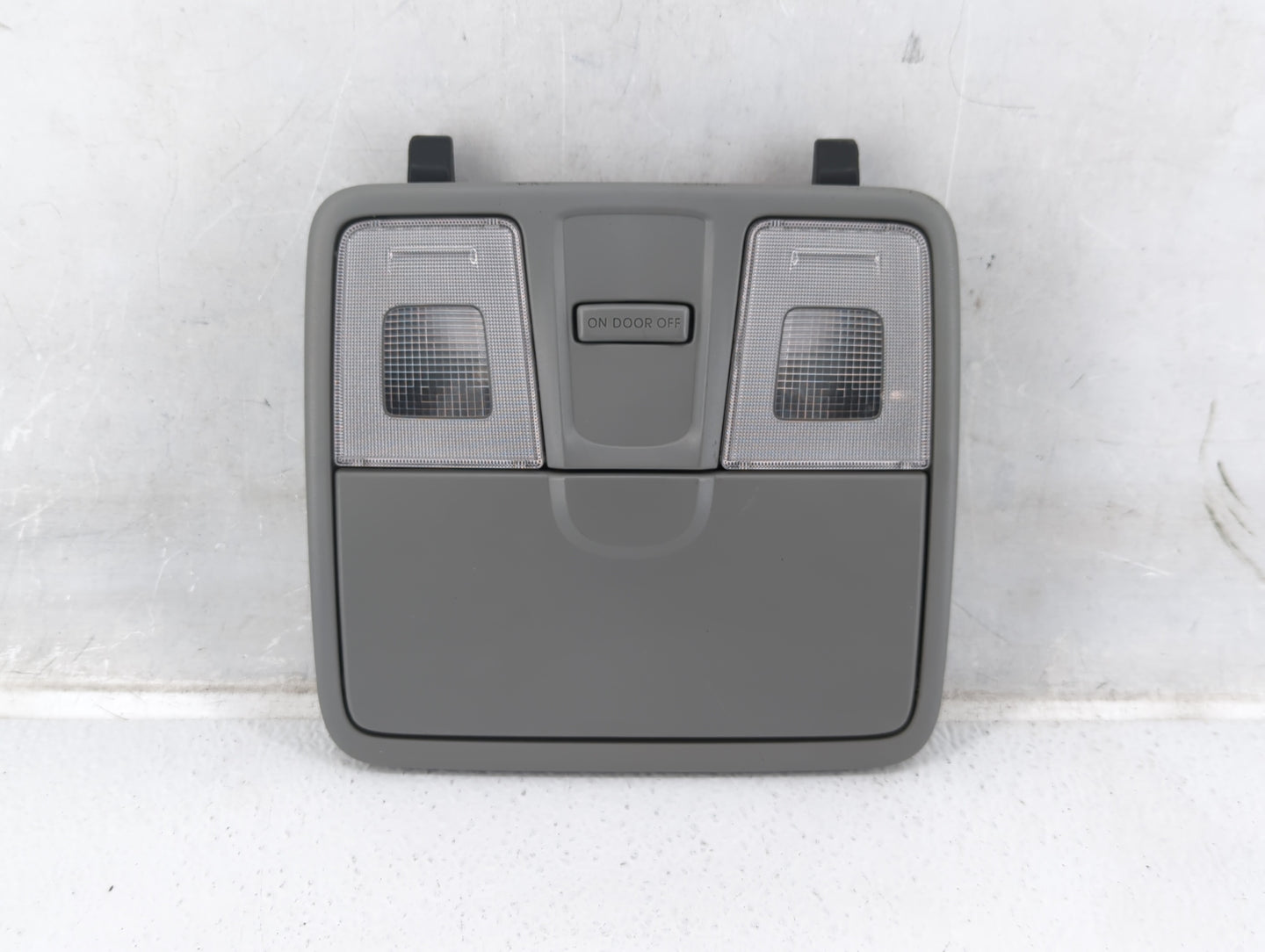 2012-2017 Hyundai Accent Overhead Roof Console 559359 - Oemusedautoparts1.com