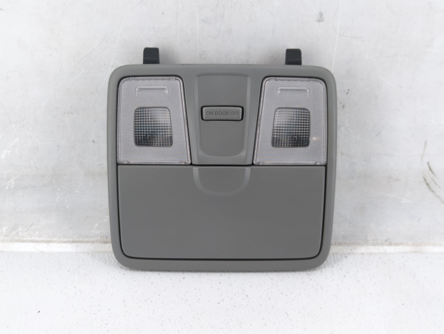 2012-2017 Hyundai Accent Overhead Roof Console 559359 - Oemusedautoparts1.com