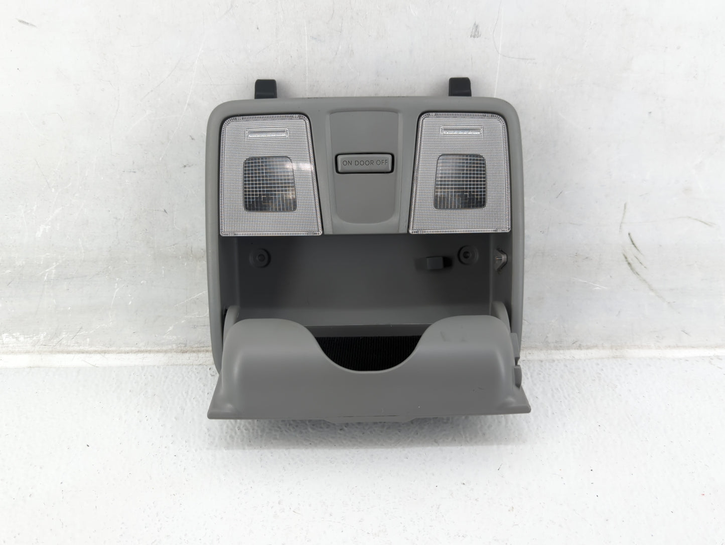 2012-2017 Hyundai Accent Overhead Roof Console 559359 - Oemusedautoparts1.com