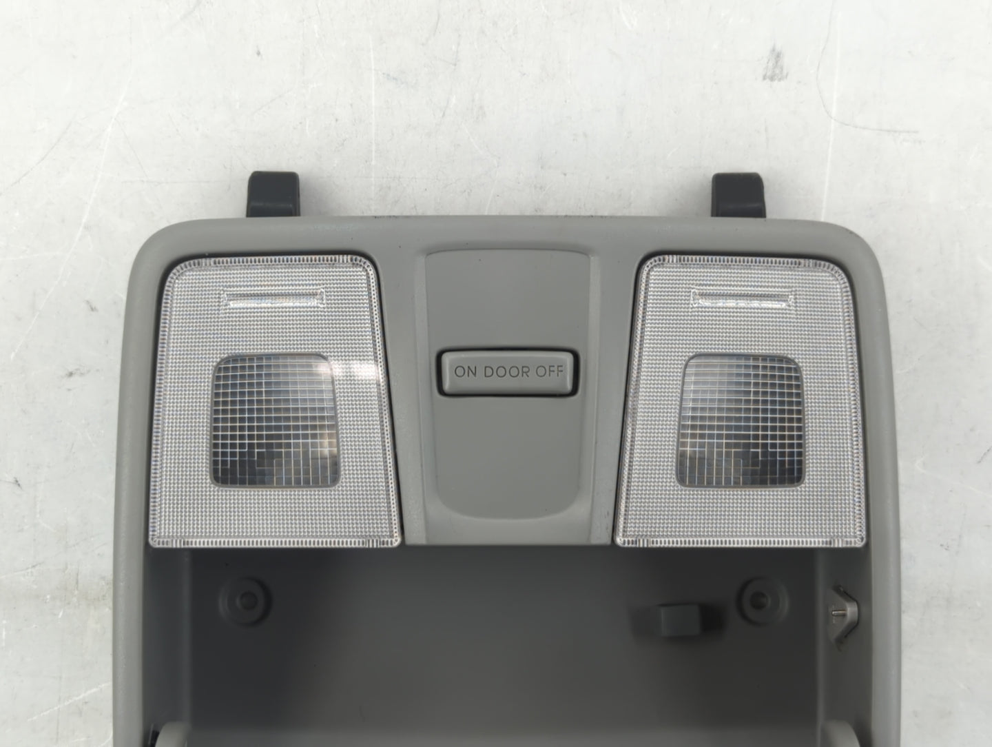2012-2017 Hyundai Accent Overhead Roof Console 559359 - Oemusedautoparts1.com