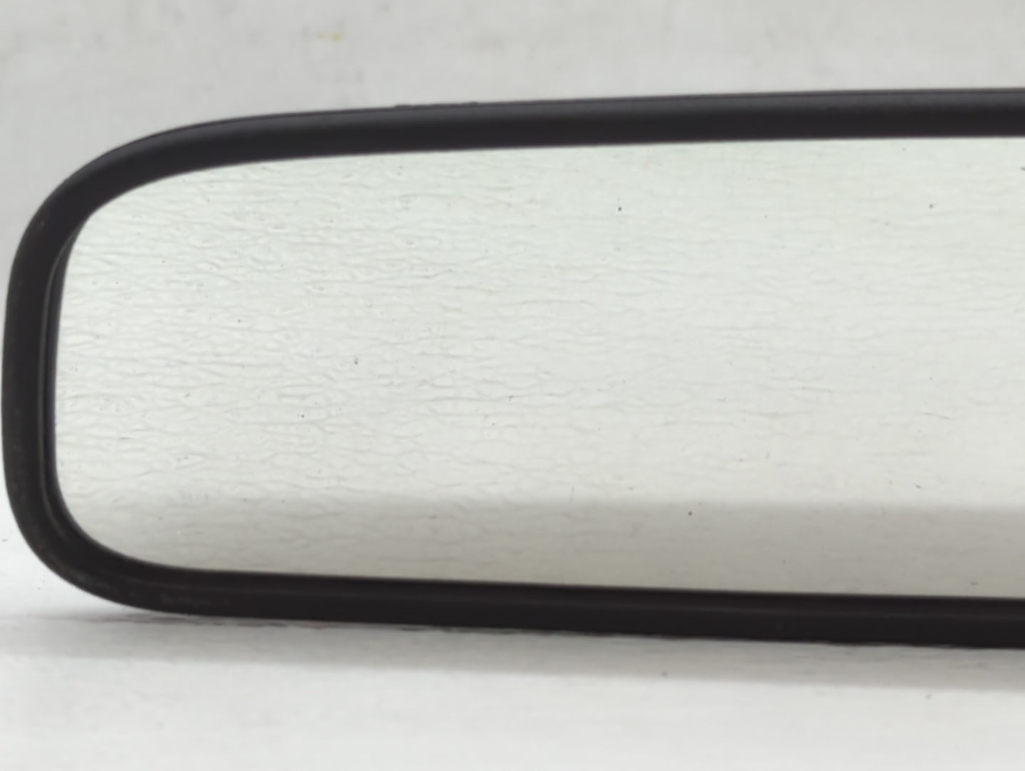 2012-2017 Hyundai Accent Interior Rear View Mirror Replacement OEM P/N:E4012143 Fits OEM Used Auto Parts - Oemusedautoparts1