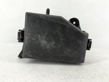 2012-2013 Hyundai Accent Fusebox Fuse Box Panel Relay Module P/N:91221-1R713 Fits Fits 2012 2013 OEM Used Auto Parts - Oemus