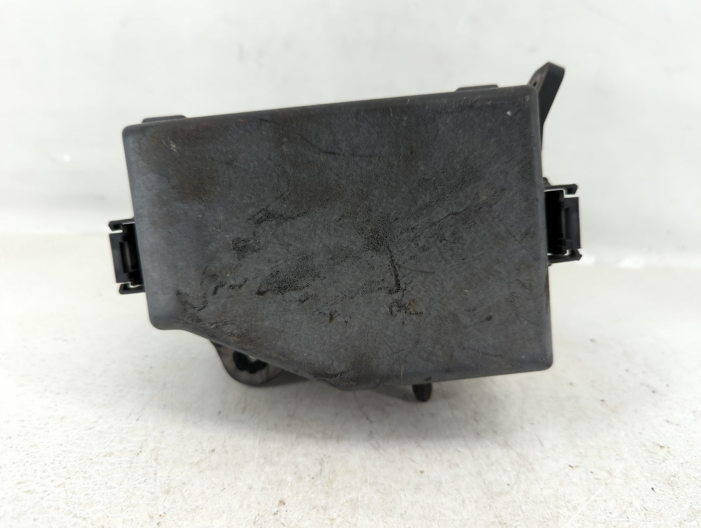 2013-2014 Hyundai Accent Fusebox Fuse Box Panel Relay Module P/N:912201R525 Fits Fits 2013 2014 OEM Used Auto Parts - Oemuse